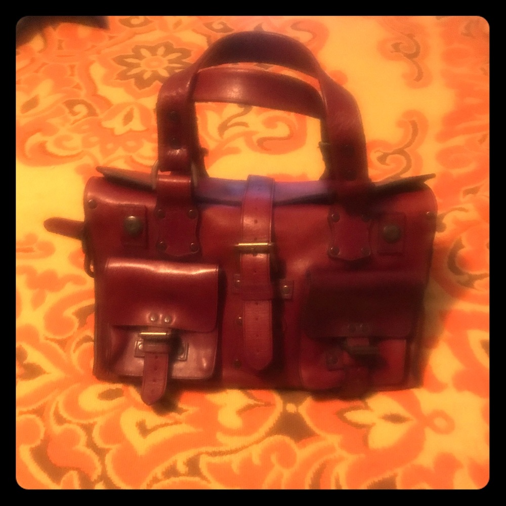 Grianed Leather Shoulder Bag